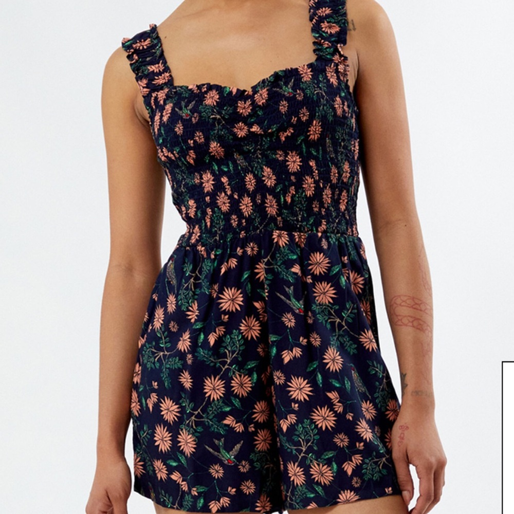 RVCA Tropical/Birds Sleeveless Cotton One Piece Romper (shorts) w/ side pockets